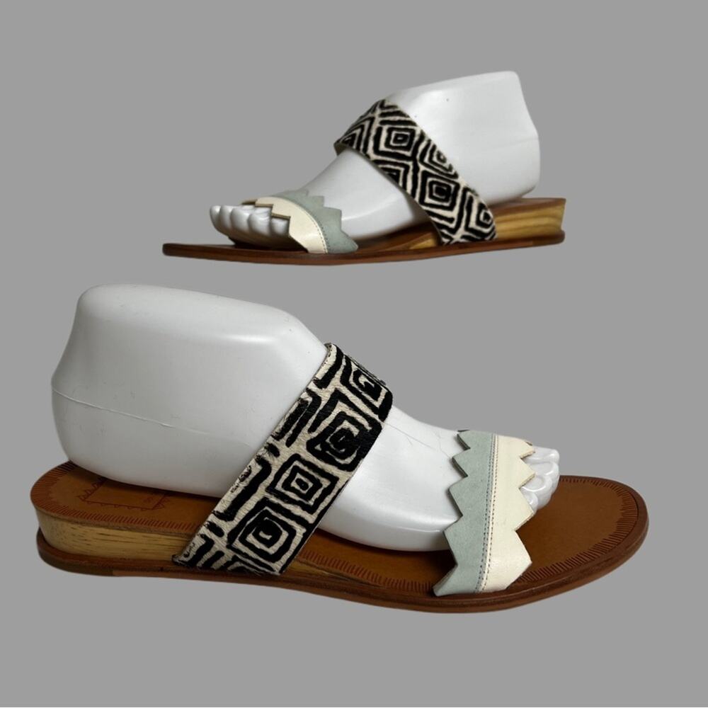 Dolce Vita Women's Flat Slide Sandals Size 8